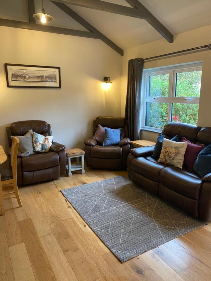 Goleen Cozy Cottage Exterior photo