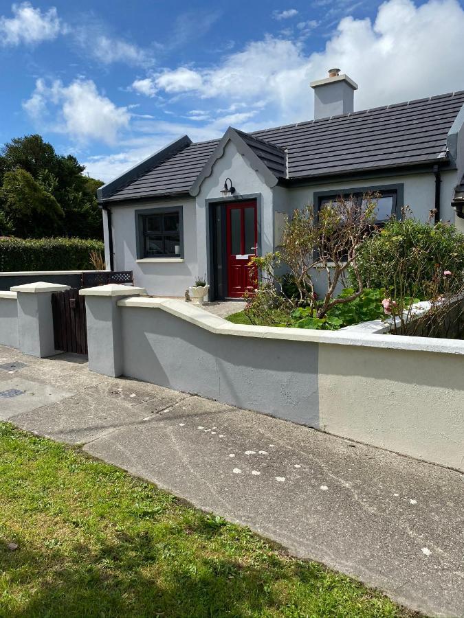 Goleen Cozy Cottage Exterior photo